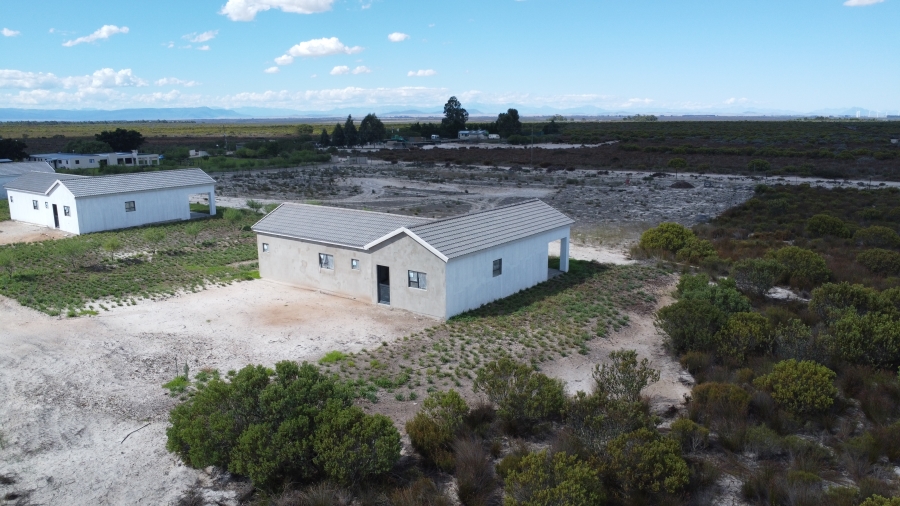 12 Bedroom Property for Sale in Hartebeesfontein Western Cape